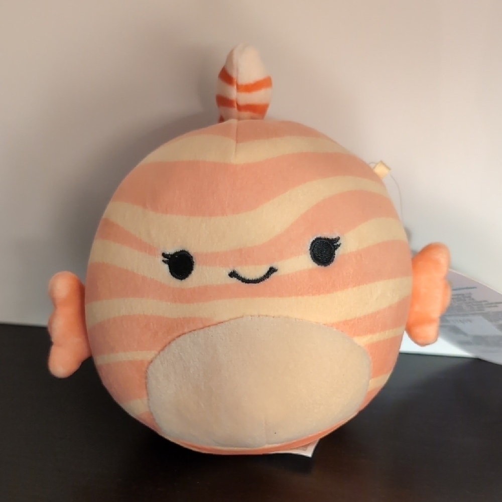 NWT, Squishmallows Lucienne the Lionfish Plush Toy.
